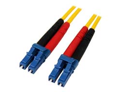 StarTech.com 10m Fiber Optic Cable - Single-Mode Duplex 9125 - LSZH - LCLC - OS1 - LC to LC Fiber Patch Cable (SMFIBLCLC10)