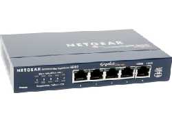 Netgear GS105 - Switch - 5 x 101001000 - Desktop
