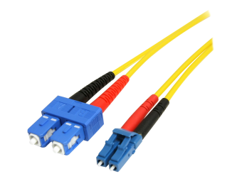 StarTech.com 4m Fiber Optic Cable - Single-Mode Duplex 9125 - LSZH - LCSC - OS1 - LC to SC Fiber Patch Cable (SMFIBLCSC4)
