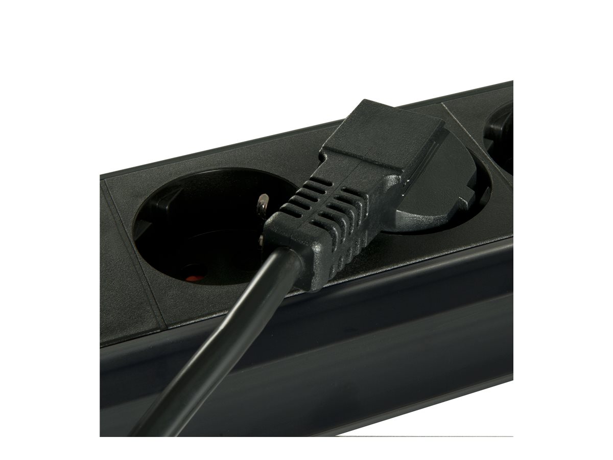 Lindy Stromkabel - power CEE 77 (S) zu power IEC 60320 C13